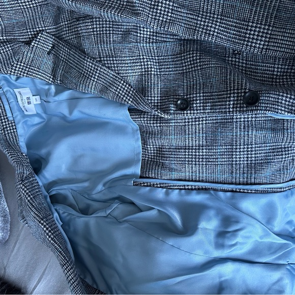 Uniqlo X Ines de la Fressange Blazer - Picture 3 of 5